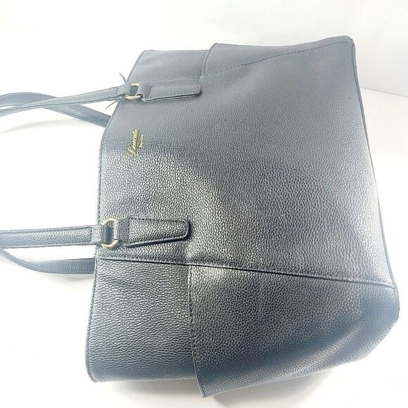 Leucate Leather Shoulder Bag - Picture 7 of 7